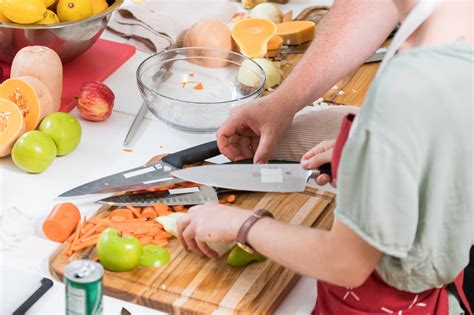 The 4 Best Chefs Knives Of 2025 Reviews By Wirecutter