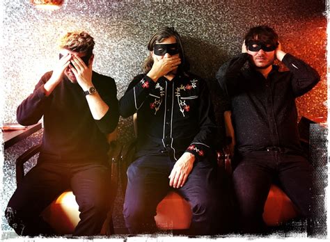 CLASSIC ROCK präsentiert Fuck Yeah live Classic Rock