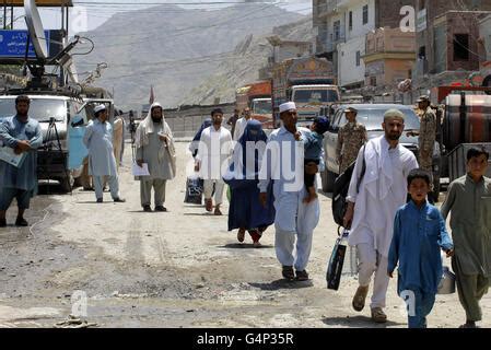 Torkham border crossing Stock Photo: 129543687 - Alamy