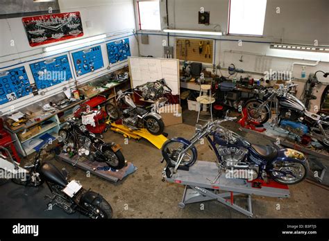 Motorcycle Garage Shop