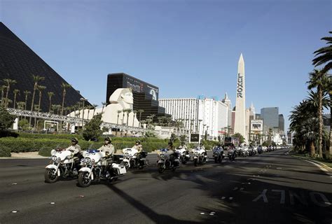 Off Duty Officer Killed In Vegas Shooting Left Funeral Notes Ap News