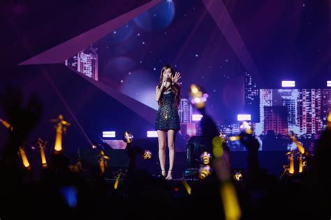 韓星jessica與告五人樂團首度合體演出 高雄啤酒音樂節震撼登場 民生電子報