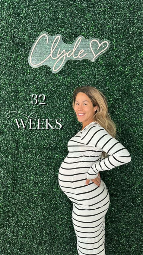 Pregnancy Weeks Bump Update Diary Of A Fit Mommy