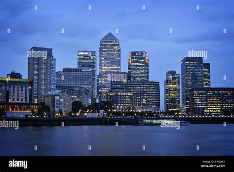 Canary Wharf London Uk Stock Photo Alamy