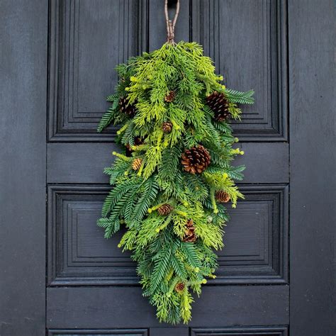 Mixed Cedar Pine And Pinecone Front Door Winter Christmas Teardrop Swag In 2020 Front Door Swag