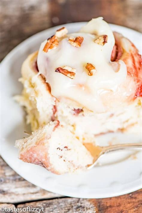 Raspberry Sweet Rolls Sweet Bread Rolls Cream Cheese Recipes Sweet