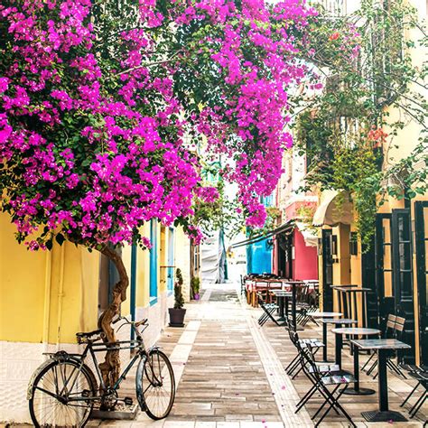The FIVE Reasons You MUST Visit Greece In Spring
