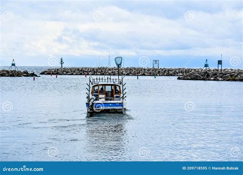 Boat In Bay Lake Winnebago High Cliff State Park Editorial Image