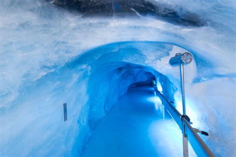 Glacier cave tunnel at Mount Titlis, Switzerland - Photos by Canva