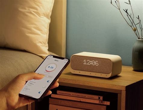 Anker Soundcore Wakey Wireless Charging Alarm Clock Offers Relaxing