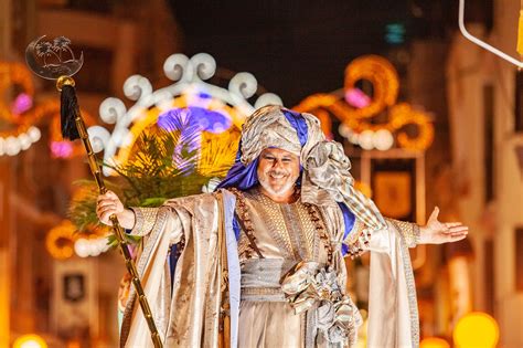 Oliva Moros Y Cristianos La Batalla M S Festiva Esmediterraneo