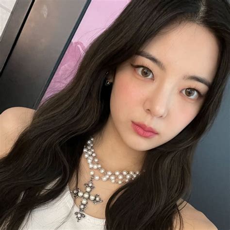 Lia Choi Jisu Selca Icon Kpop Itzy Pfp Kpop Kpopicons In 2022