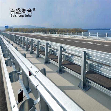 85 506 4320mm Hot Dipped Galvanized Steel Highway Guardrail China