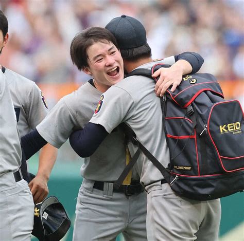 ＜仙台育英・慶応＞優勝に歓喜の慶応・丸田（撮影・大森 寛明） ― スポニチ Sponichi Annex 野球