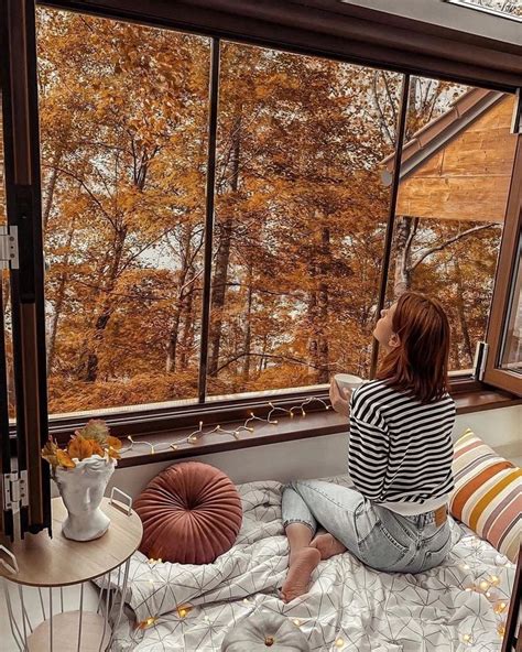 Pin by Λάγια Γκουλημάρη on γυναίκα | Autumn coffee, Autumn aesthetic ...