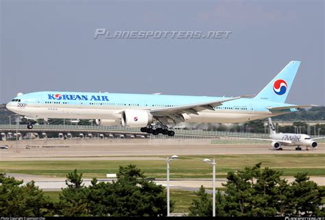 HL8346 Korean Air Boeing 777 300ER Photo By Jaemoon Choi ID 1474396