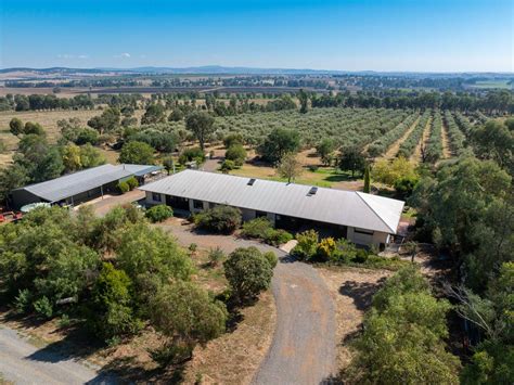 Kalavista 20444 Rivers Road Canowindra Nsw 2804 House For Sale