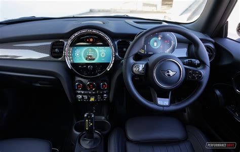 Mini Cooper Se Yours Interior Performancedrive