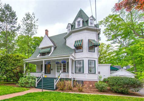 Blog: Historic Queen Anne Victorian Home in Maplewood on the Market ...