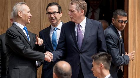 Thương chiến gay cấn TQ xoay vần chiến lược Diều hâu Mỹ liên tiếp chạm trán các đối thủ sừng