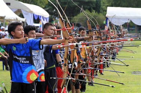 15 Cabang Olahraga Atletik Beserta Penjelasannya Sahabatnesia