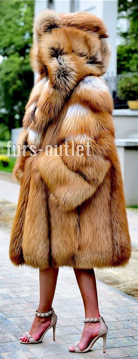 Pin By Jack Daszkiewicz On Fur Feshion Fur Coat Fox Fur Coat Fur