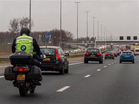 Hier Vind Je Tips Over Veilig Motorrijden Motorrijbewijs Zwolle