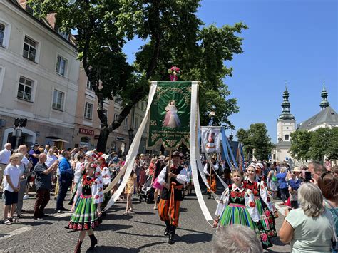 Oskar on Twitter Oto tłumy pełne miłości i wiary