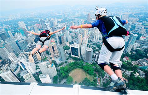 7 Extreme Sports You Can Try on Your Own Terms | Life by Daily Burn