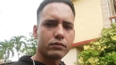 Trasladado Muy Fr Gil Al Hospital El Preso Pol Tico Cubano En Huelga