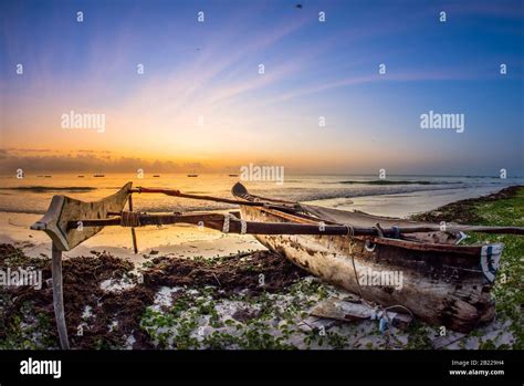 Sunrise Diani Beach Travelling Africa Kenya And Zanzibar Seascape And