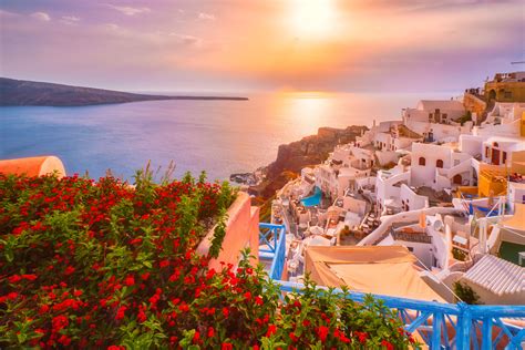 The Magic of Santorini: Tips for a Perfect Sunset Experience