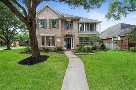 Glenwood Dr Sugar Land Tx Mls Redfin