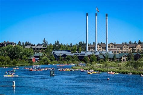 Floating The Deschutes River In Bend Oregon Two Wandering Soles