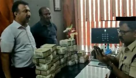 Karnataka Polls Watch Rs Crore In Cash Seized From Autorickshaw In