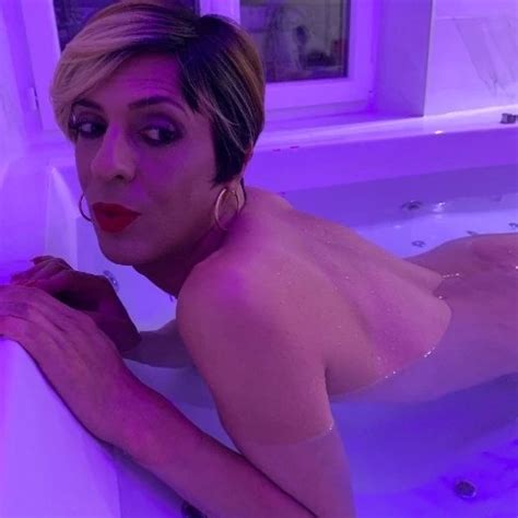 C Line Laffite Gets Like A Shemale Bareback Bareback Porn Feat Celine Laffite Xhamster