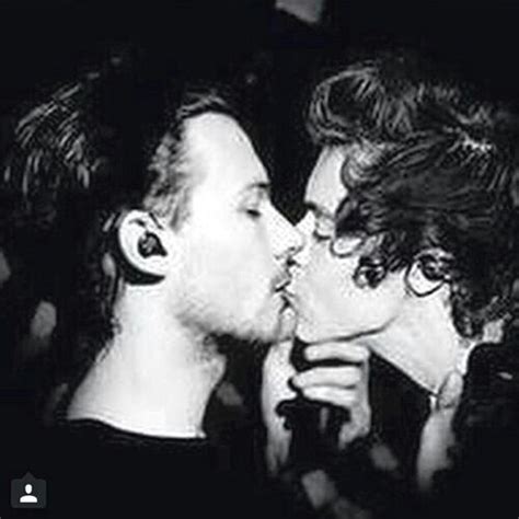 Seduciendo Al Niñero Larry Stylinson Capitulo 8 Page 4 Wattpad