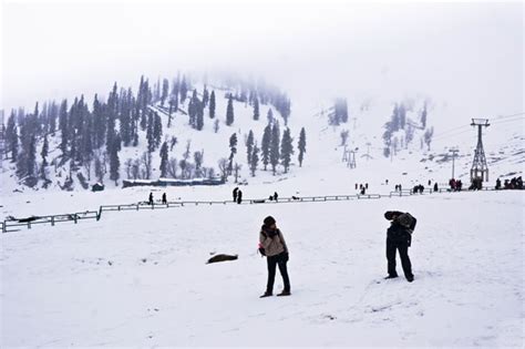 Photos Of Gulmarg In April Show Why It Is The Best Summer Holiday