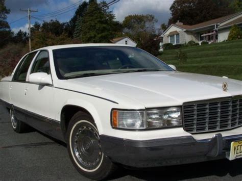 Sell Used Cadillac Fleetwood Brougham Sedan Door L In Milford