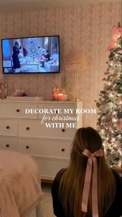 Bedroom Christmas Decor 🎄 Pink Christmas Bedroom Pink Christmas