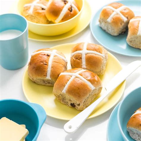 Quick And Easy Hot Cross Buns Recipe Bobo Boo