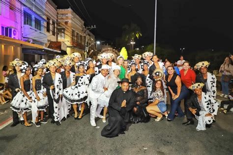 Prefeita De Sjb Carla Caputi Participa De Desfile No Carnaval De