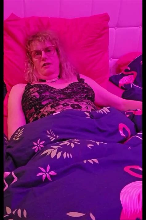 Ts Lilly Sophie Waking Up Horny And Need To Cum Shemale Ladyboy Porn