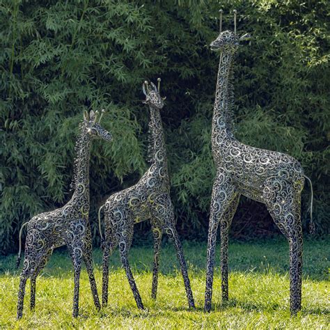 Metal Giraffe Garden Statue Fasci Garden