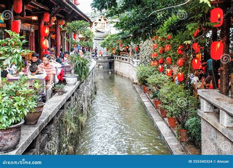 Dayan Old Town Of Lijiang Yunnan China The Lijiang Is A Tourist City