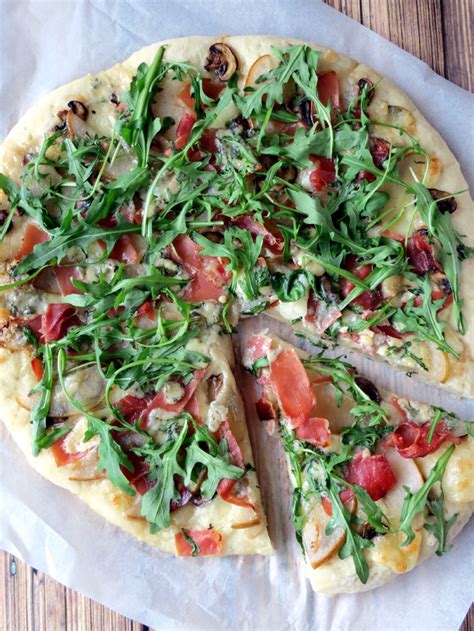 Pear Prosciutto Arugula Pizza Yummy Addiction