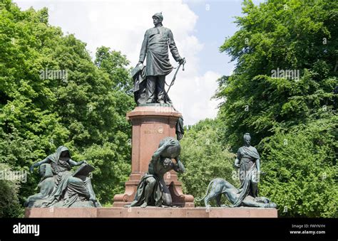 Estatua De Bismarck Fotograf As E Im Genes De Alta Resoluci N Alamy