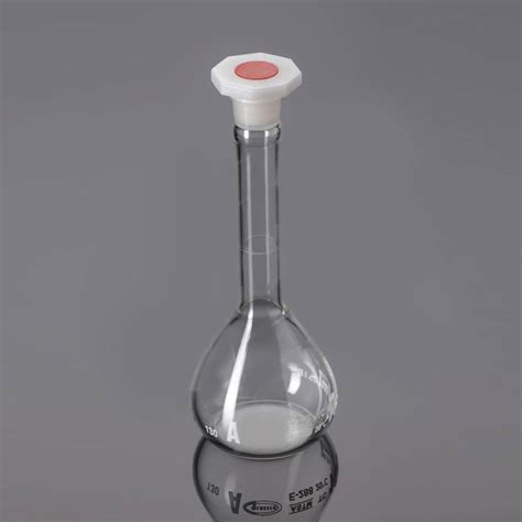 Volumetric Flask Class A Unserialized With Polyethylene Stopper