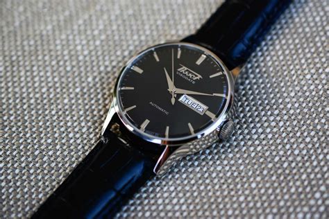 Tissot Heritage Visodate Automatic - Value Proposition Review (Specs ...