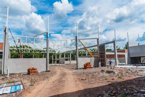 Centro De Eventos Vai Tomando Forma No Parque Da Oktoberfest Em Santa